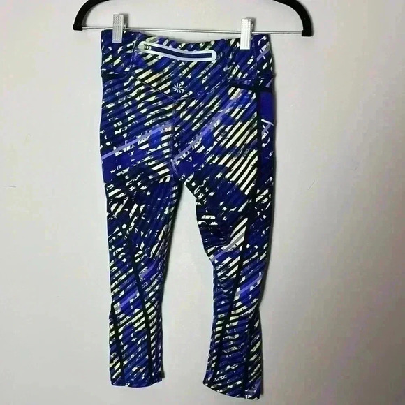 Athleta Blue Green Radical Stride Capri Leggings Women Size XXS Yoga Gym Active - Picture 7 of 14